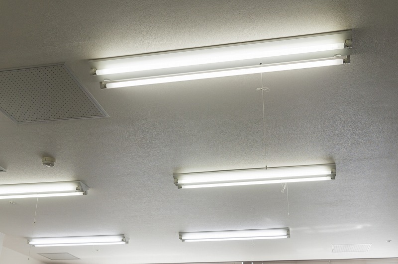 LED照明と蛍光灯の利点 | LightingWater19